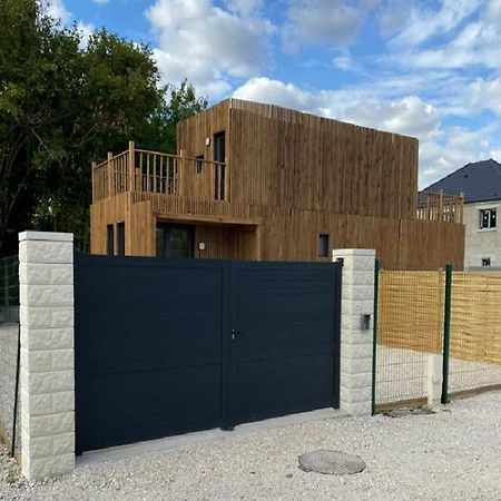 Duplex atypique en bois entre ville et verdures La Chapelle-Saint-Mesmin Extérieur photo